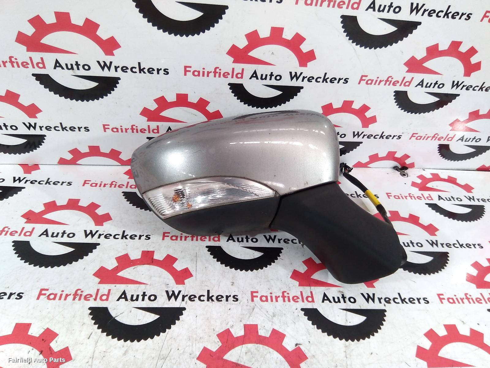 2013-2016 Renault Clio Right Door Mirror