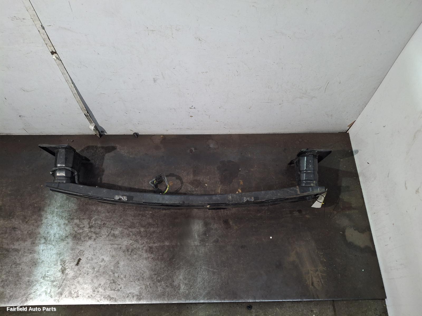 2023-2025 Mahindra Xuv700 F Bar Reinforc Brack