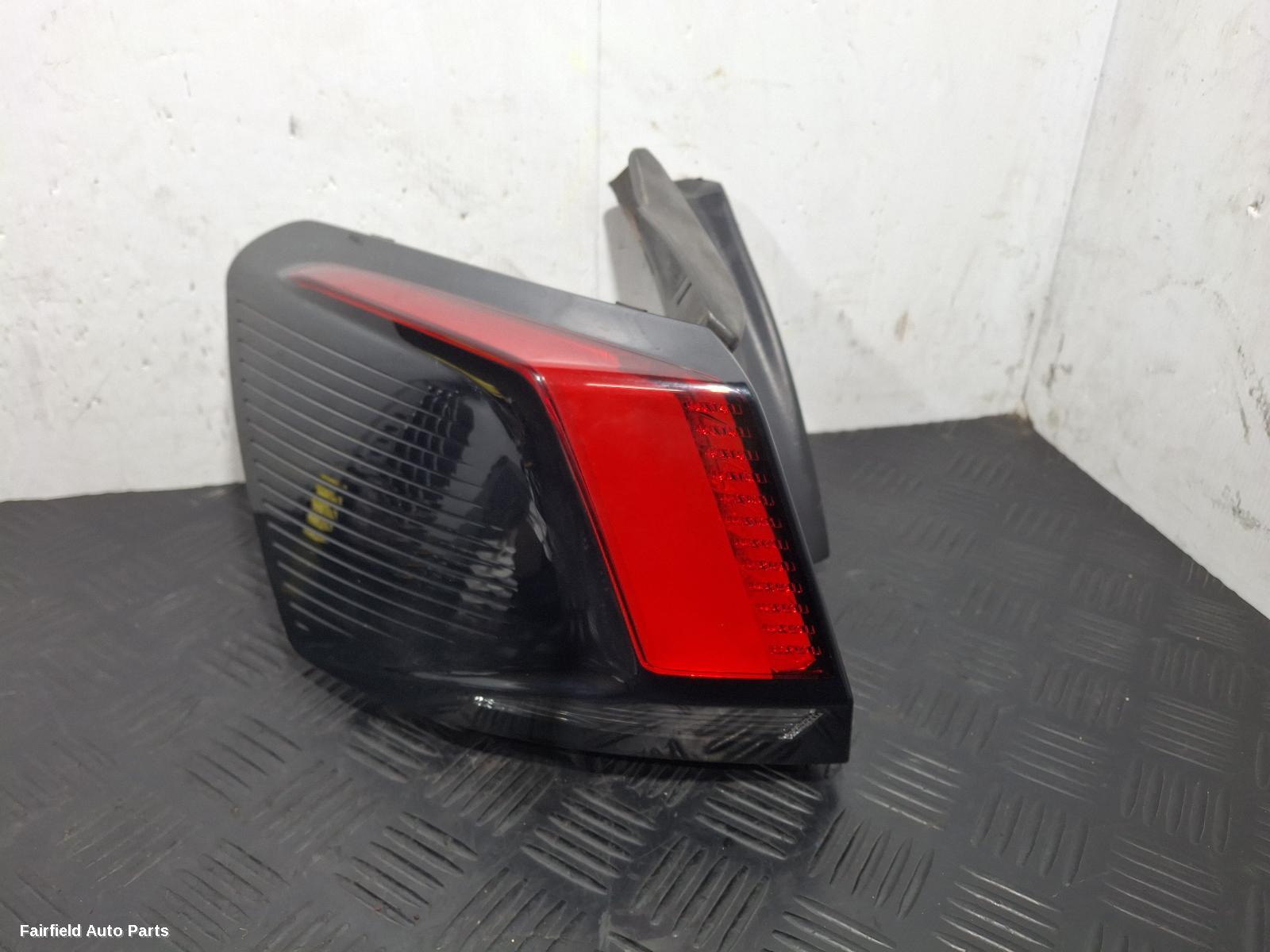2016-2020 Peugeot 3008 Left Taillight
