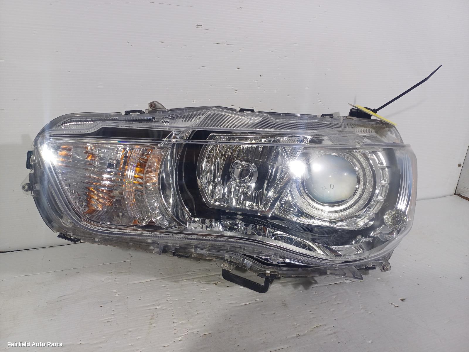 2009-2012 Mitsubishi Outlander Left Headlamp