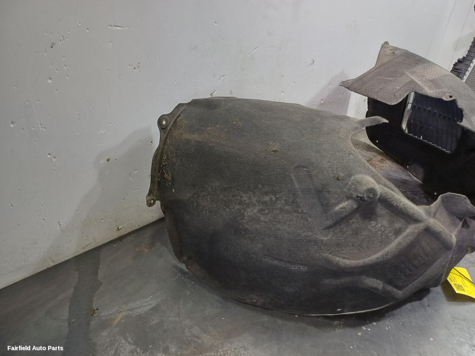 2010-2018 Porsche Cayenne Right Guard Liner