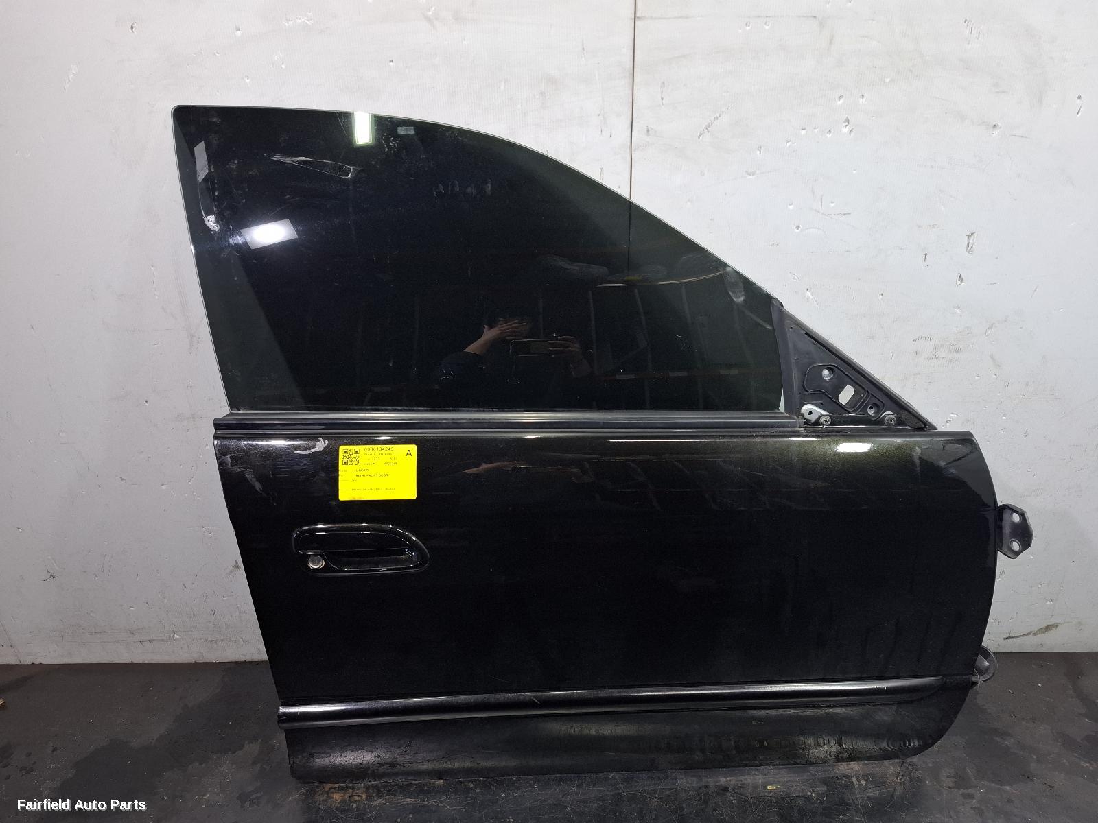 1998-2003 Subaru Liberty Right Front Door