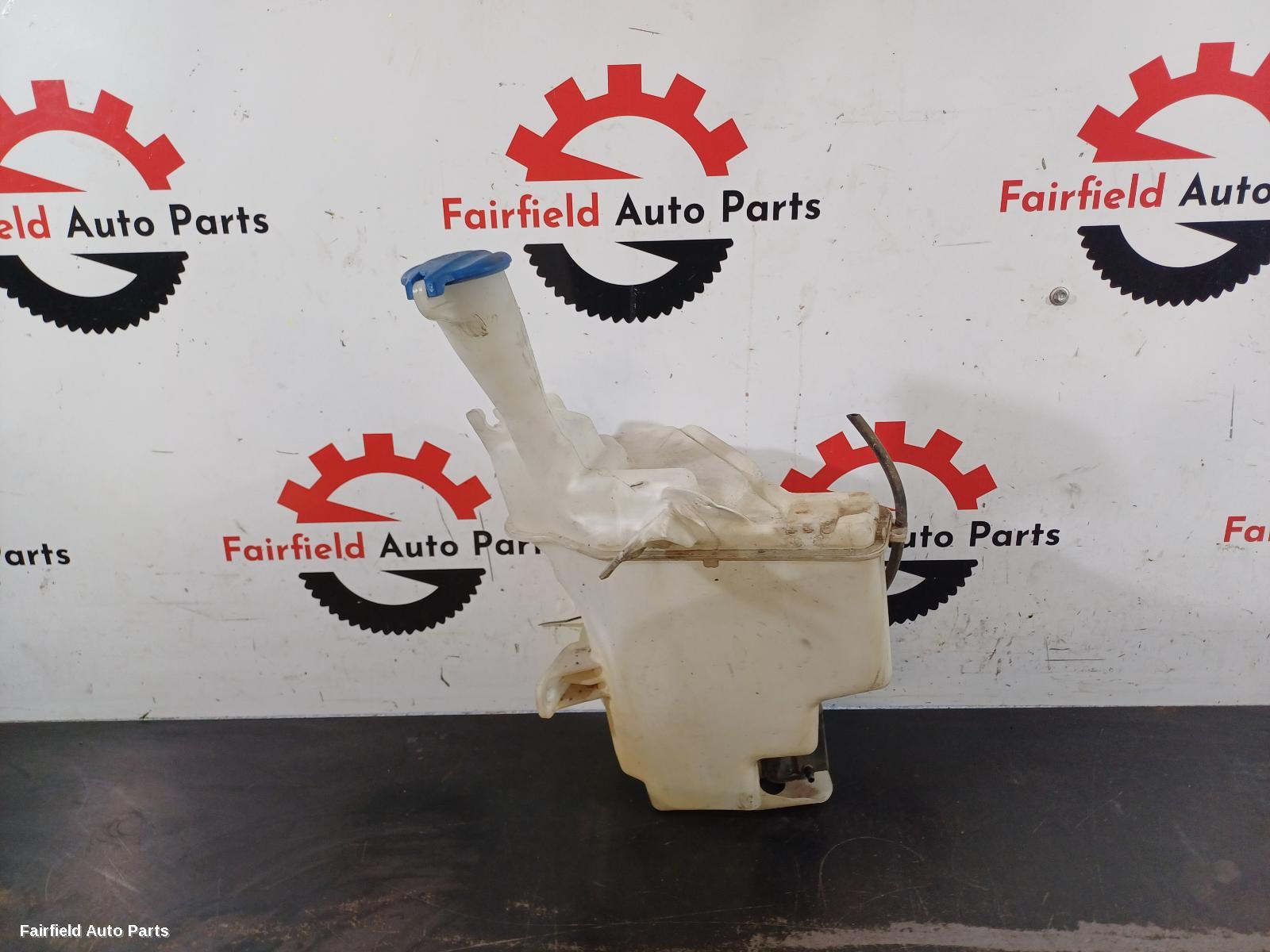 2012-2017 Hyundai I30 Washer Bottle