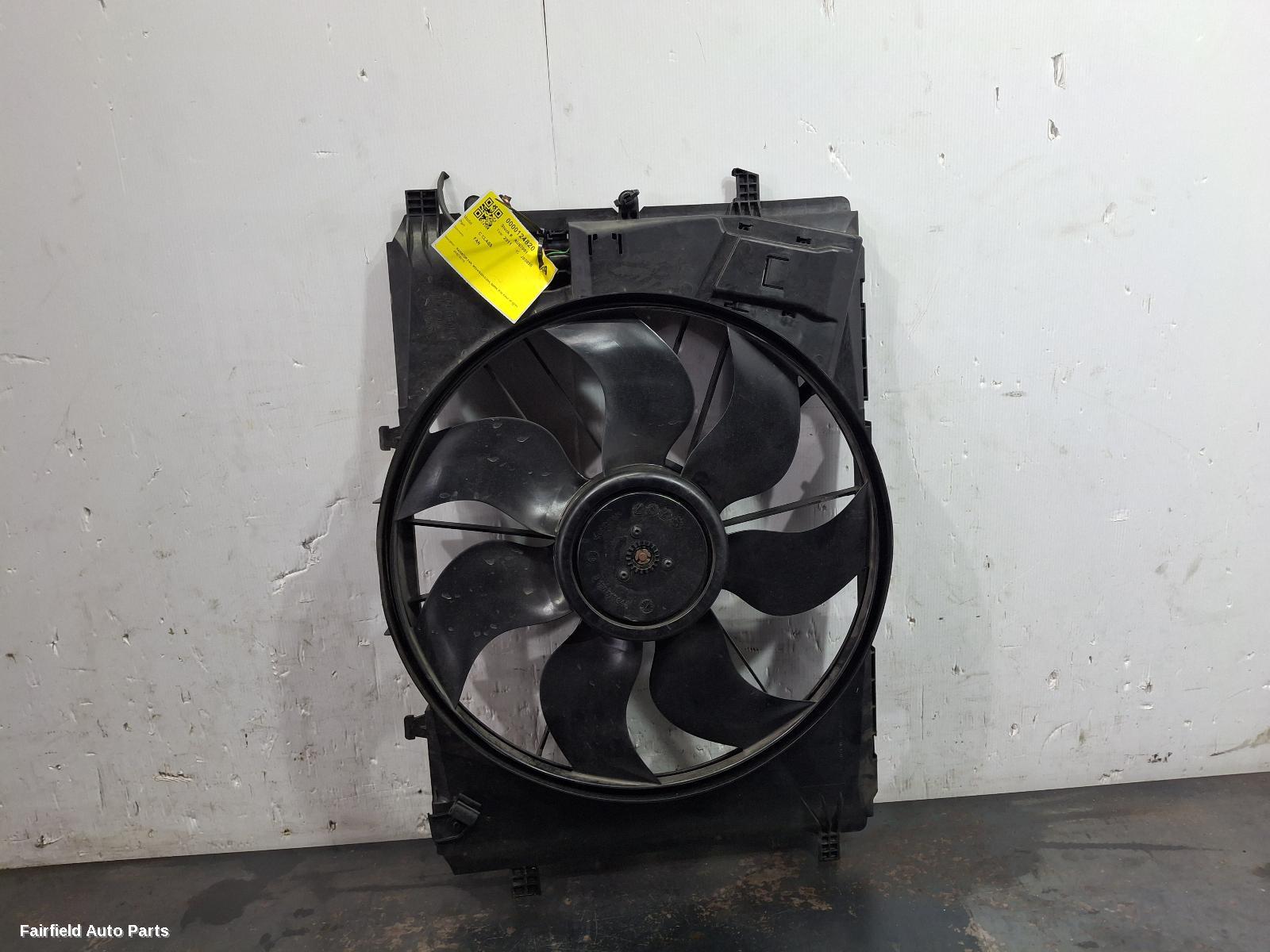 2007-2015 Mercedes C Class Fan