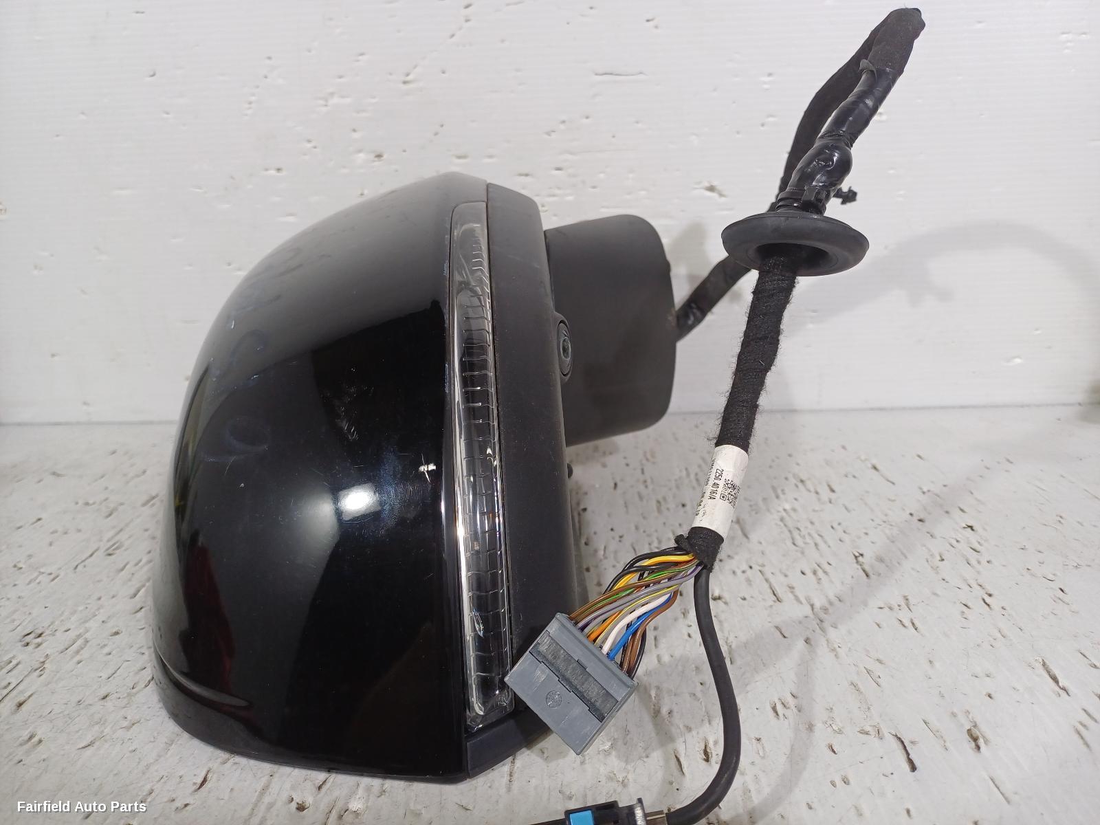 2018-2022 Volvo Xc40 Right Door Mirror