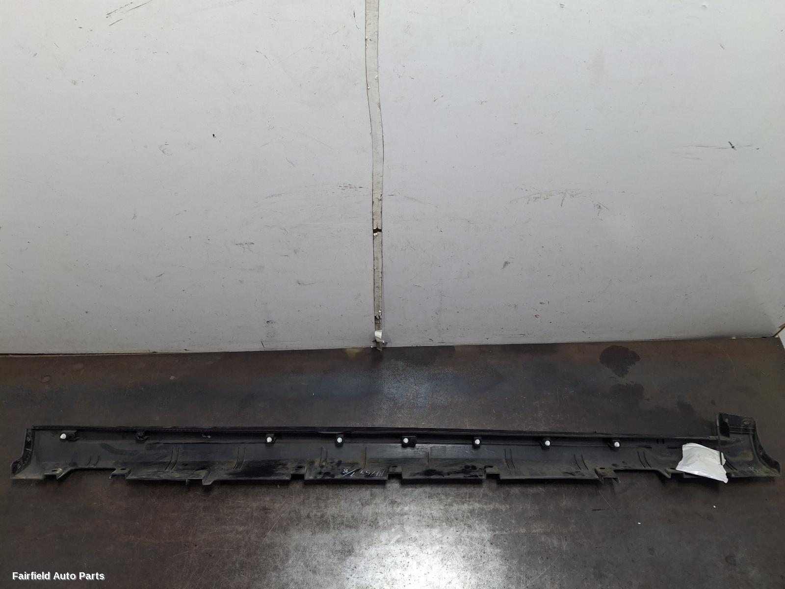 2023-2026 Mg Mg4 Side Step Skirt