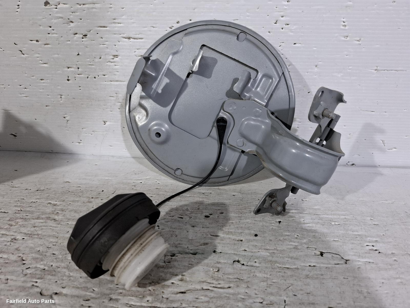 2013-2021 Isuzu Mu-x Fuel Door   Filler