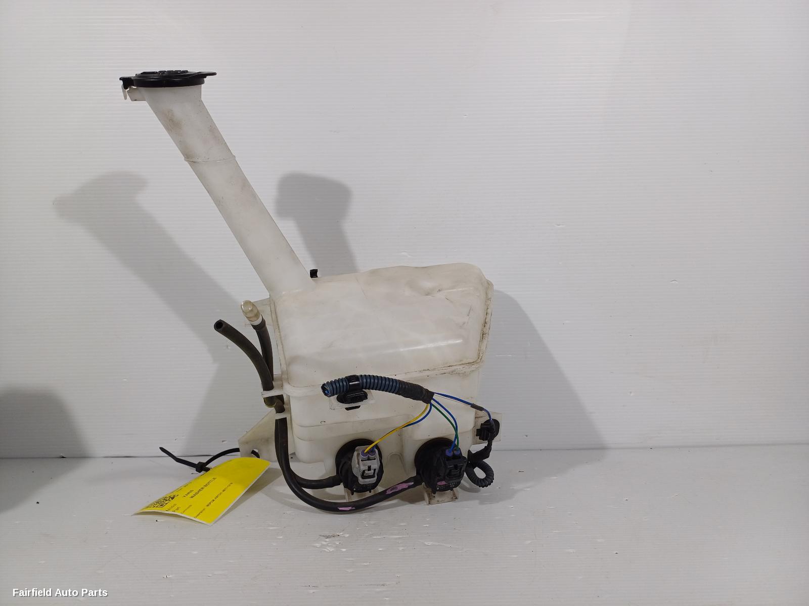 2011-2019 Toyota Yaris Washer Bottle