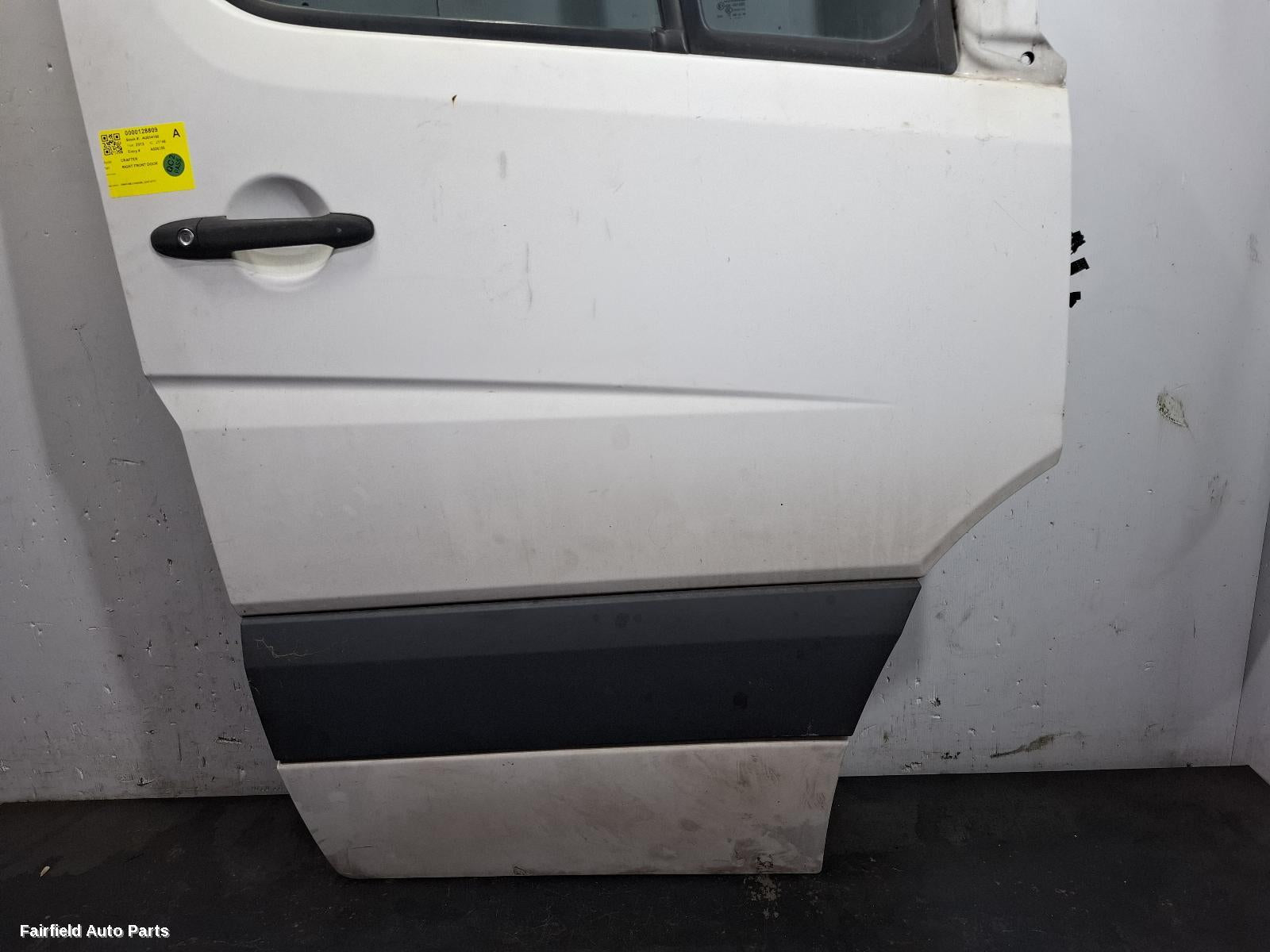 2007-2017 Volkswagen Crafter Right Front Door