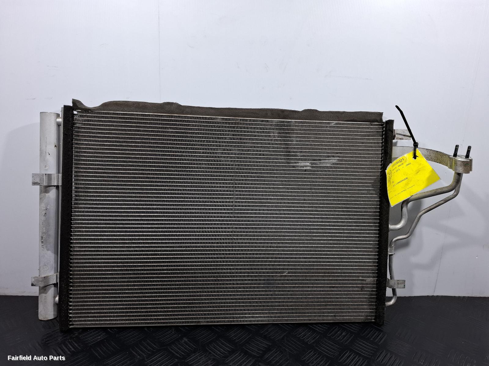 2012-2015 Hyundai I30 A C Condenser