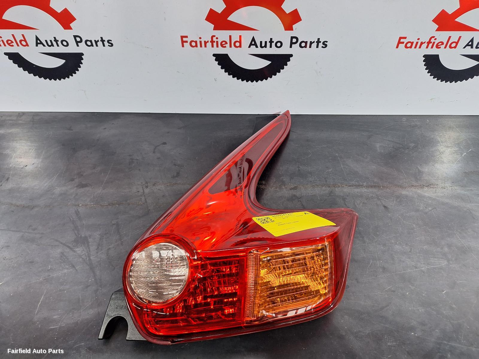 2010-2015 Nissan Juke Right Taillight