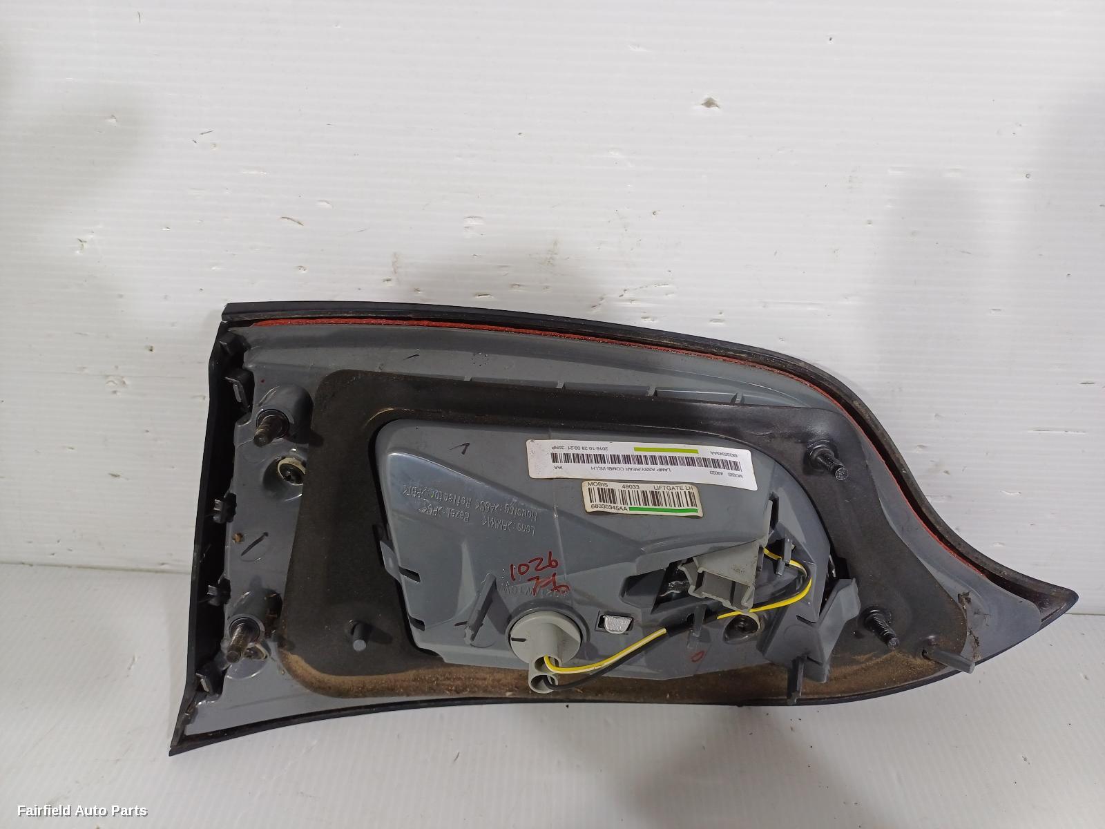 2014-2018 Jeep Cherokee Rear Garnish