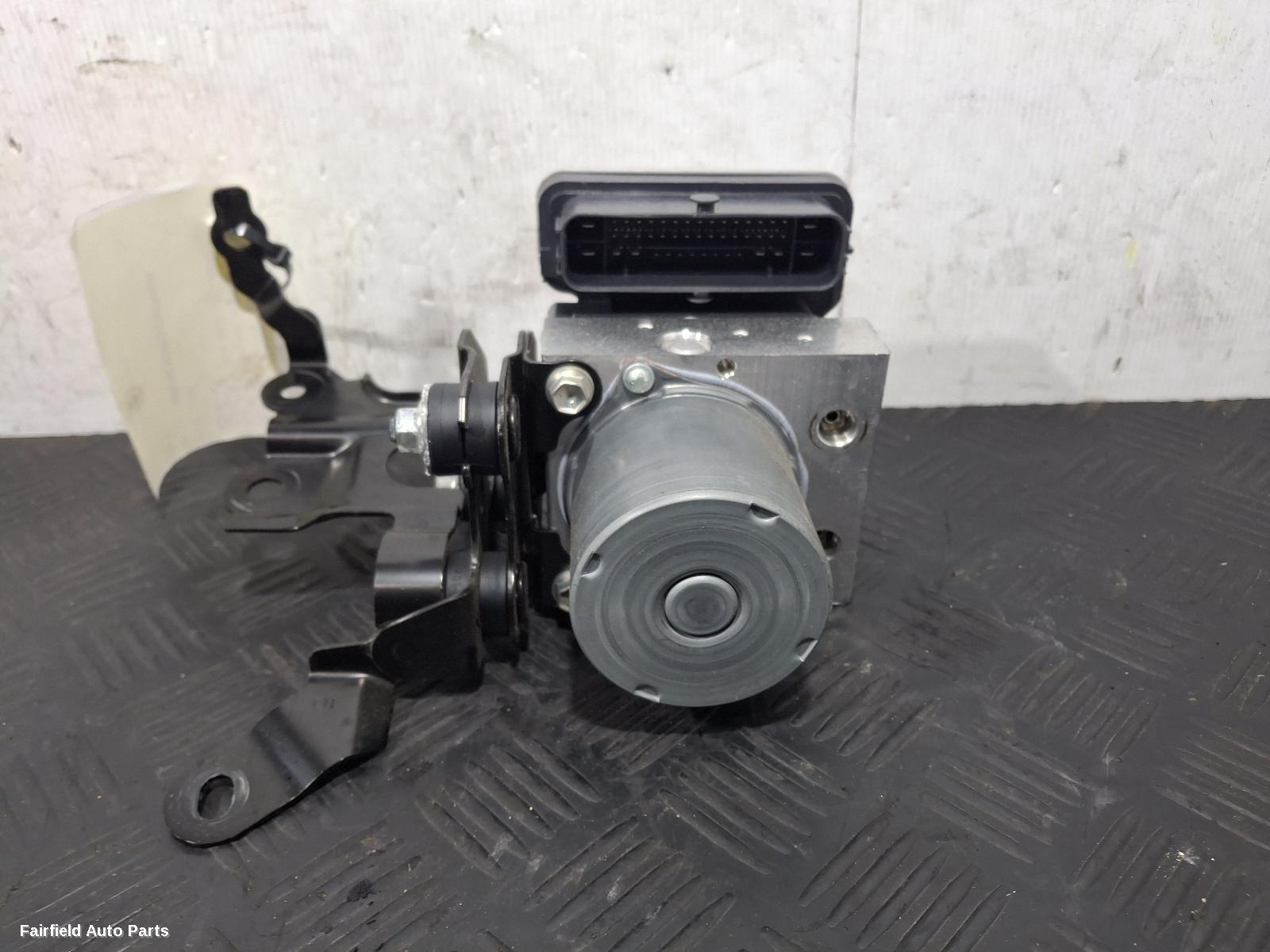 2018-2023 Lexus Ux Airbag Module Sensor