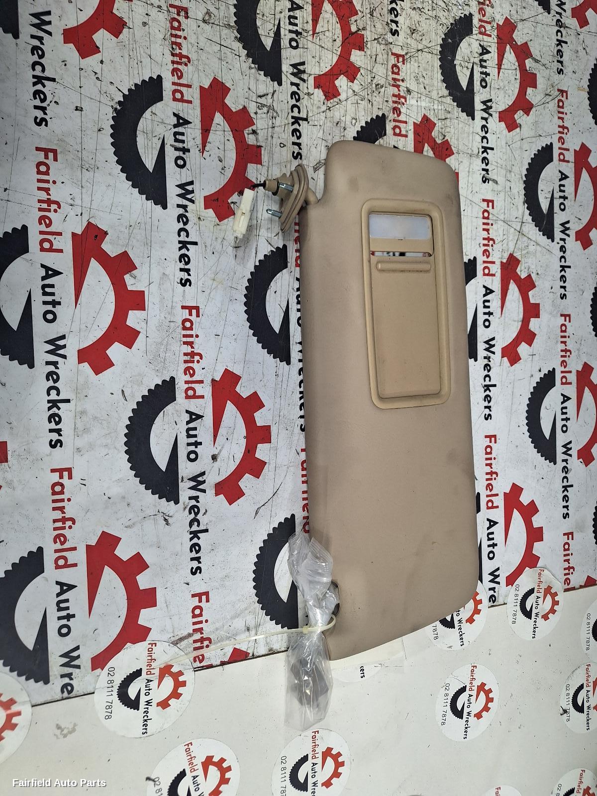 2001-2007 Toyota Kluger Sunvisor