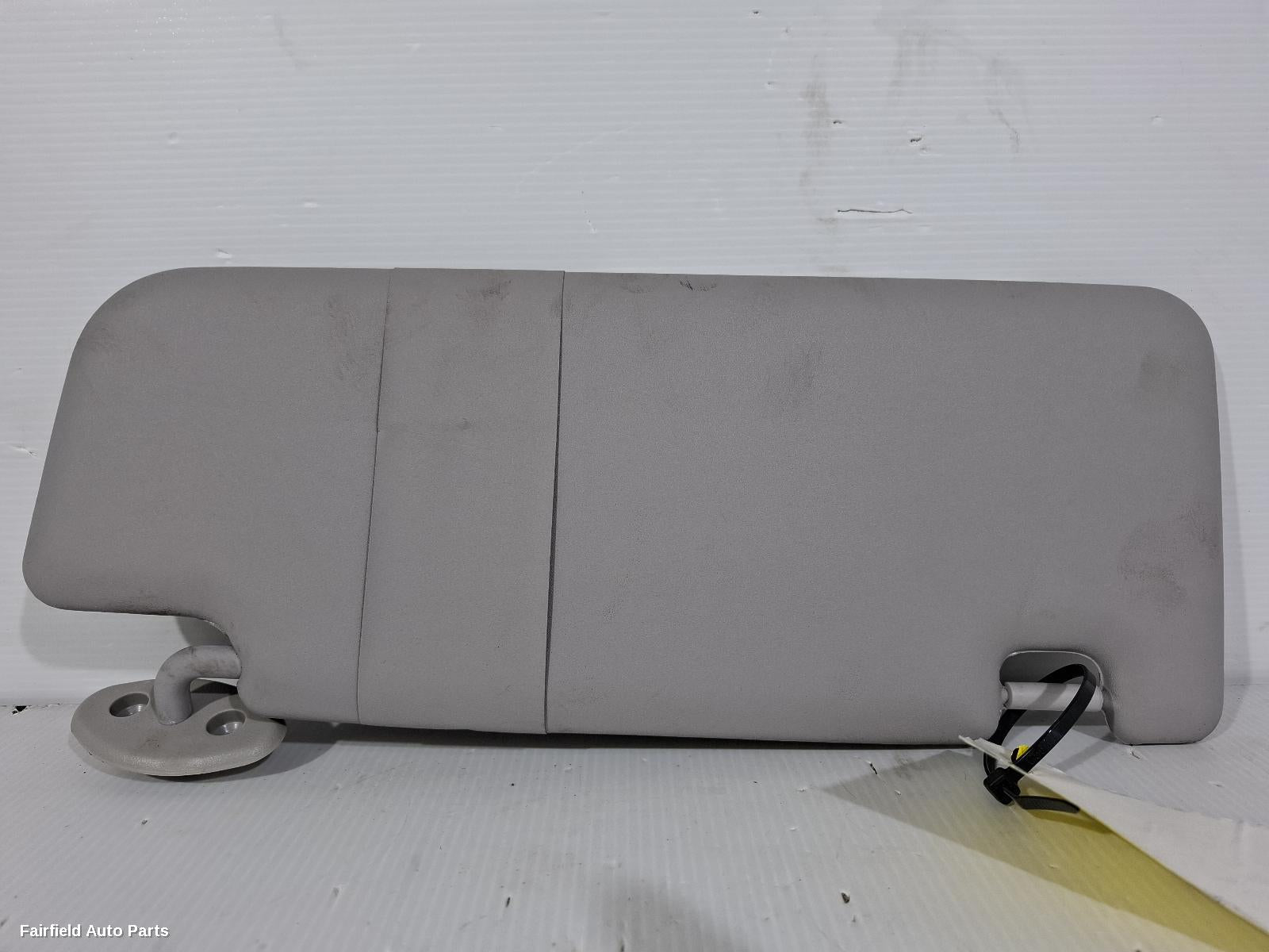 2017-2025 Ldv T60 Sunvisor