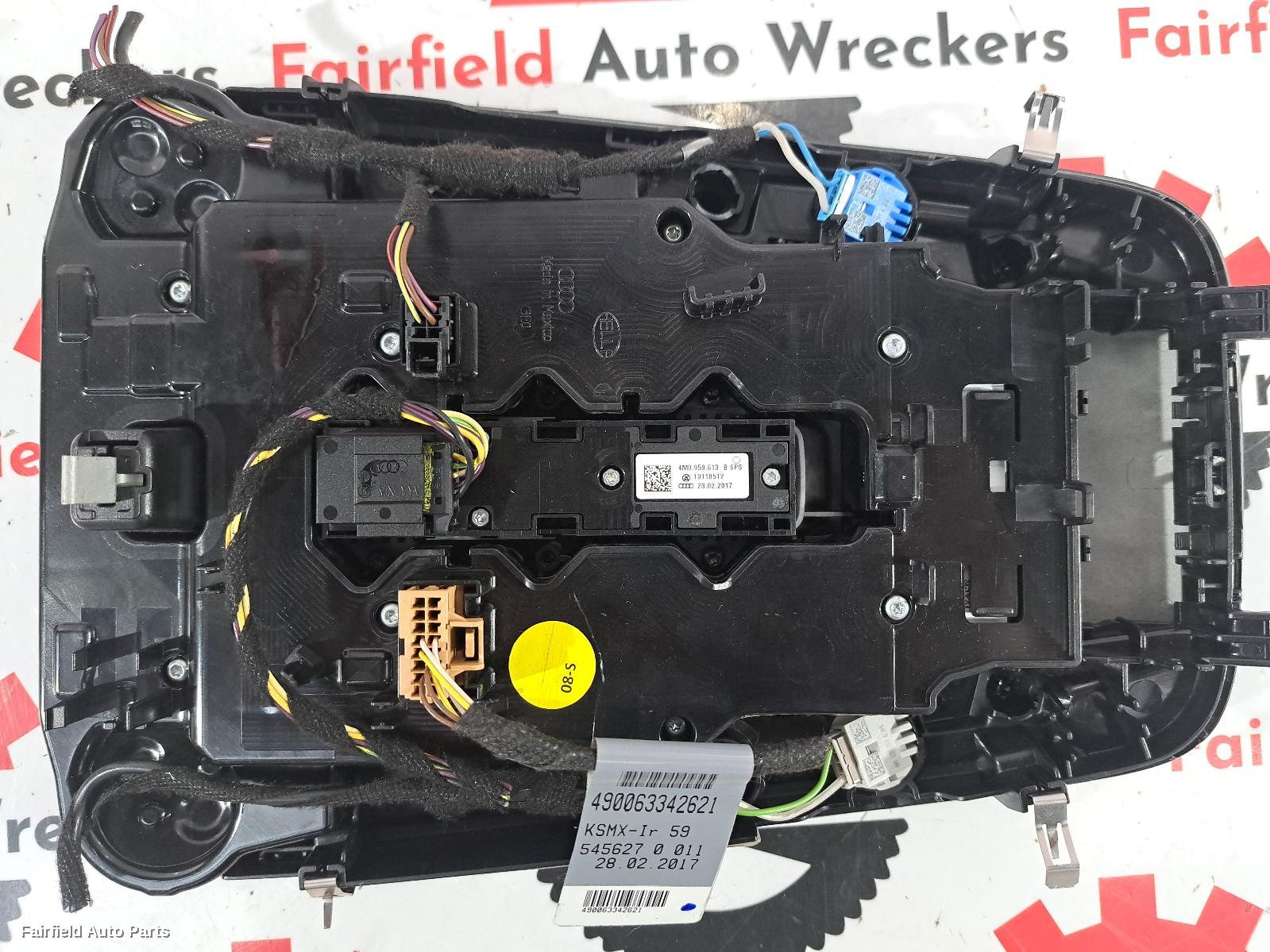2009-2017 Audi Q5 Courtesy Light