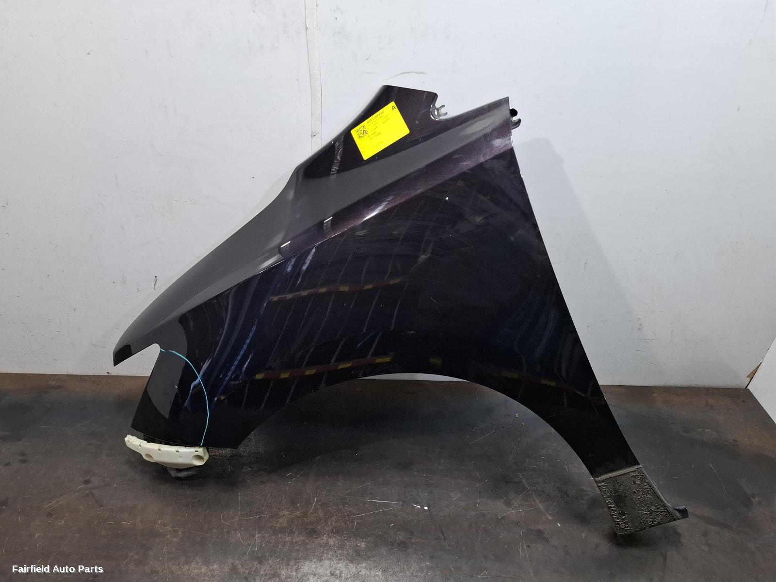 2010-2022 Nissan Elgrand Left Guard
