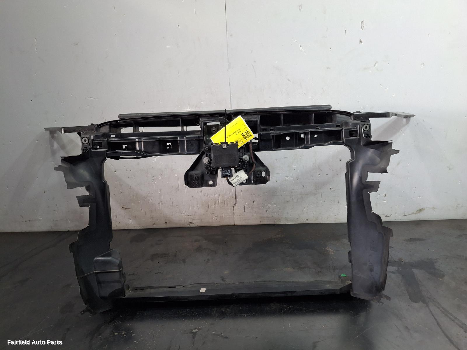 2015-2023 Volkswagen Passat Radiator Support