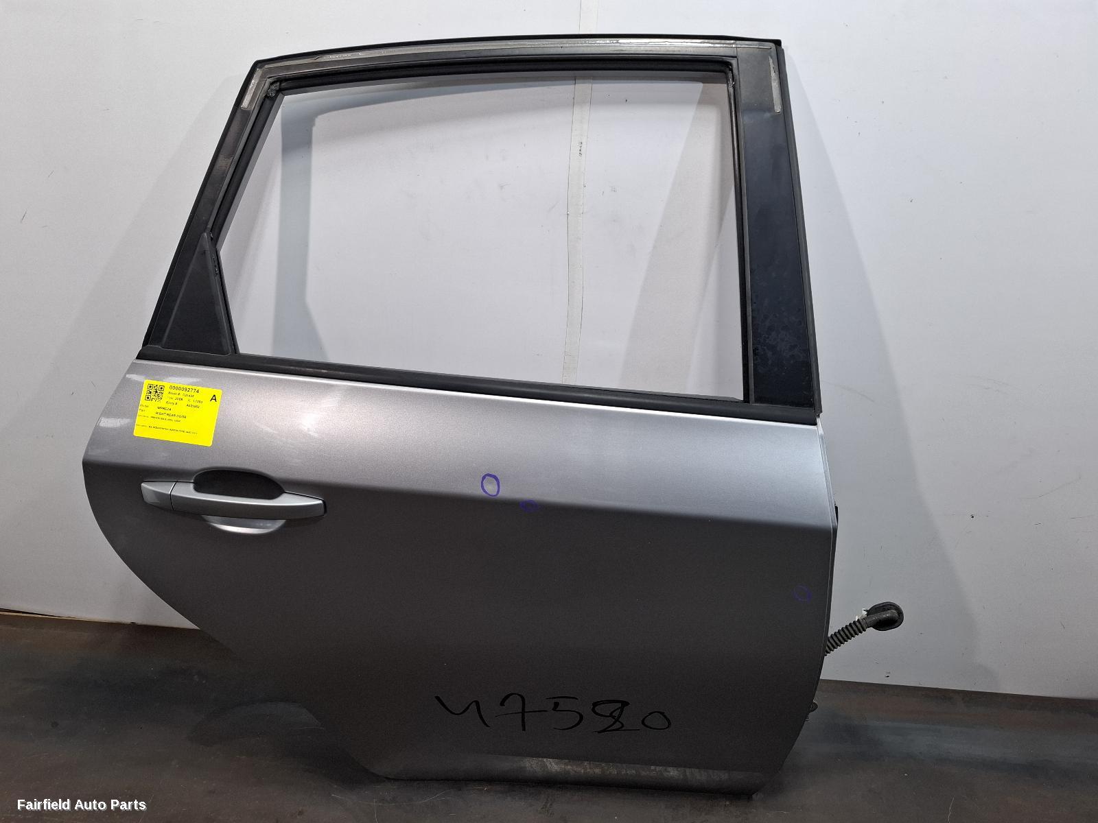 2007-2011 Subaru Impreza Right Rear Door Sliding