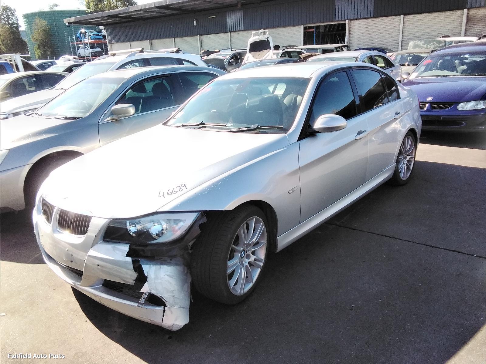 2005-2008 Bmw 3 Series Grille