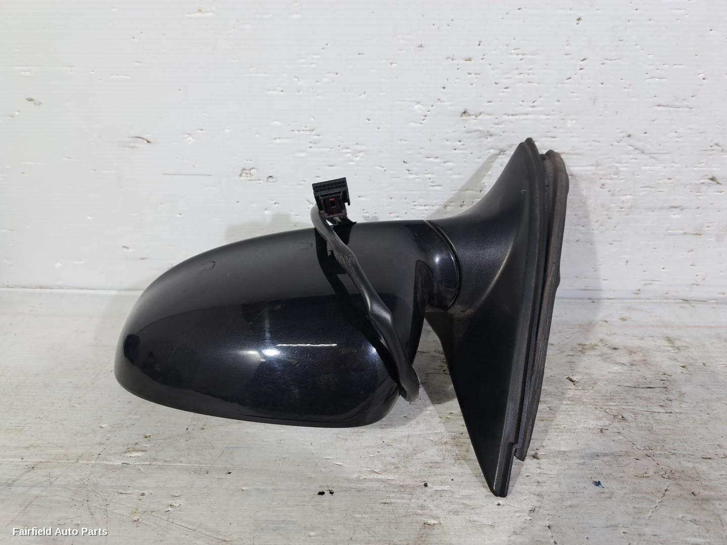 2006-2011 Volkswagen Jetta Left Door Mirror