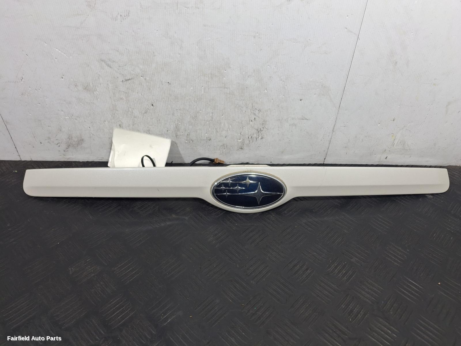 2011-2017 Subaru Xv Rear Garnish