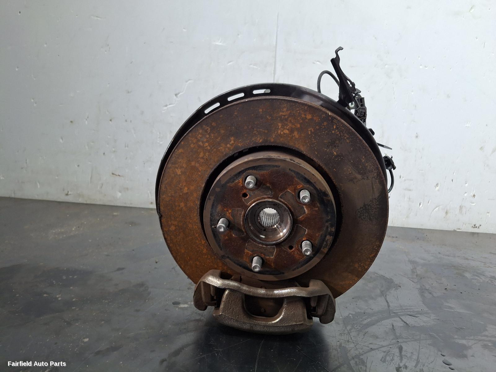 2016-2023 Toyota C-hr Right Front Hub Assembly
