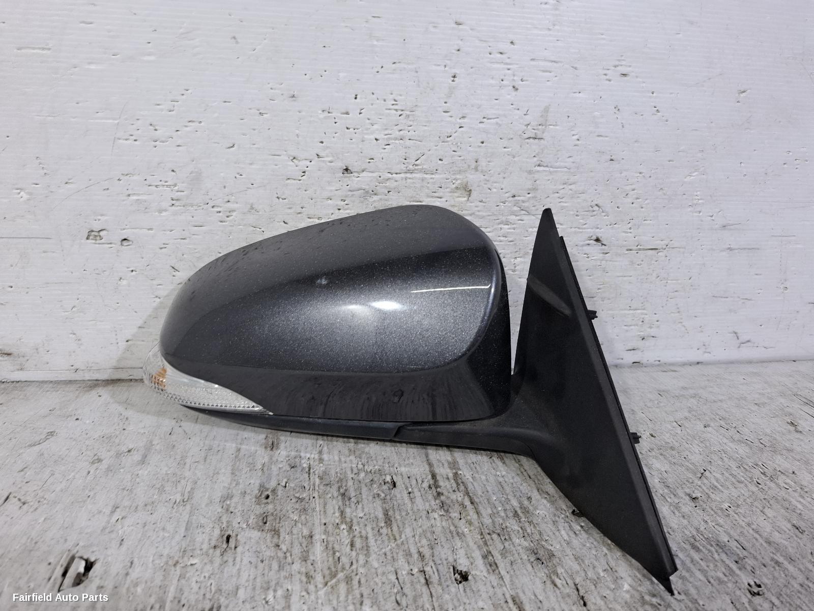 2012-2015 Toyota Aurion Right Door Mirror