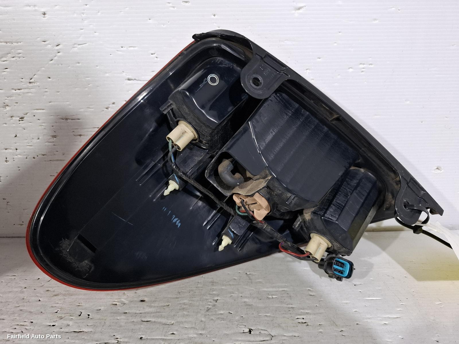 1996-2009 Mitsubishi Triton Right Taillight