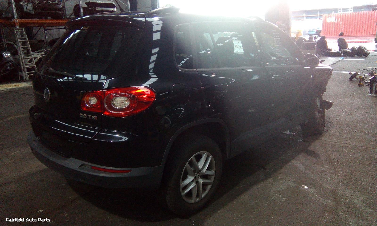 2008-2016 Volkswagen Tiguan Air Cleaner Box