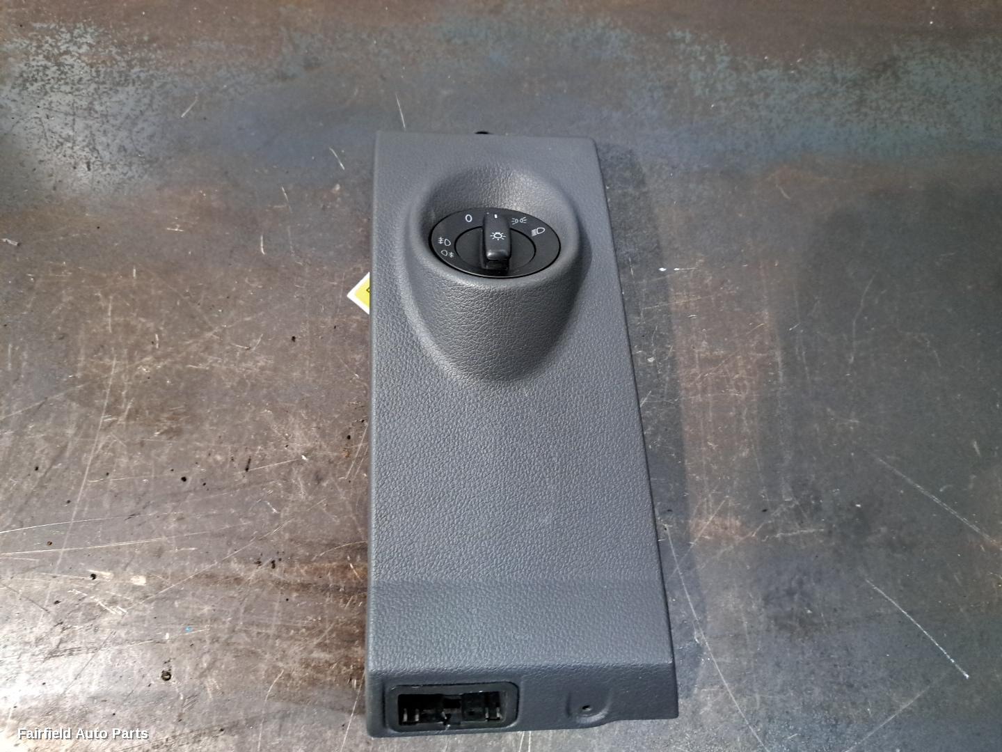 2010-2022 Volkswagen Amarok Combination Switch