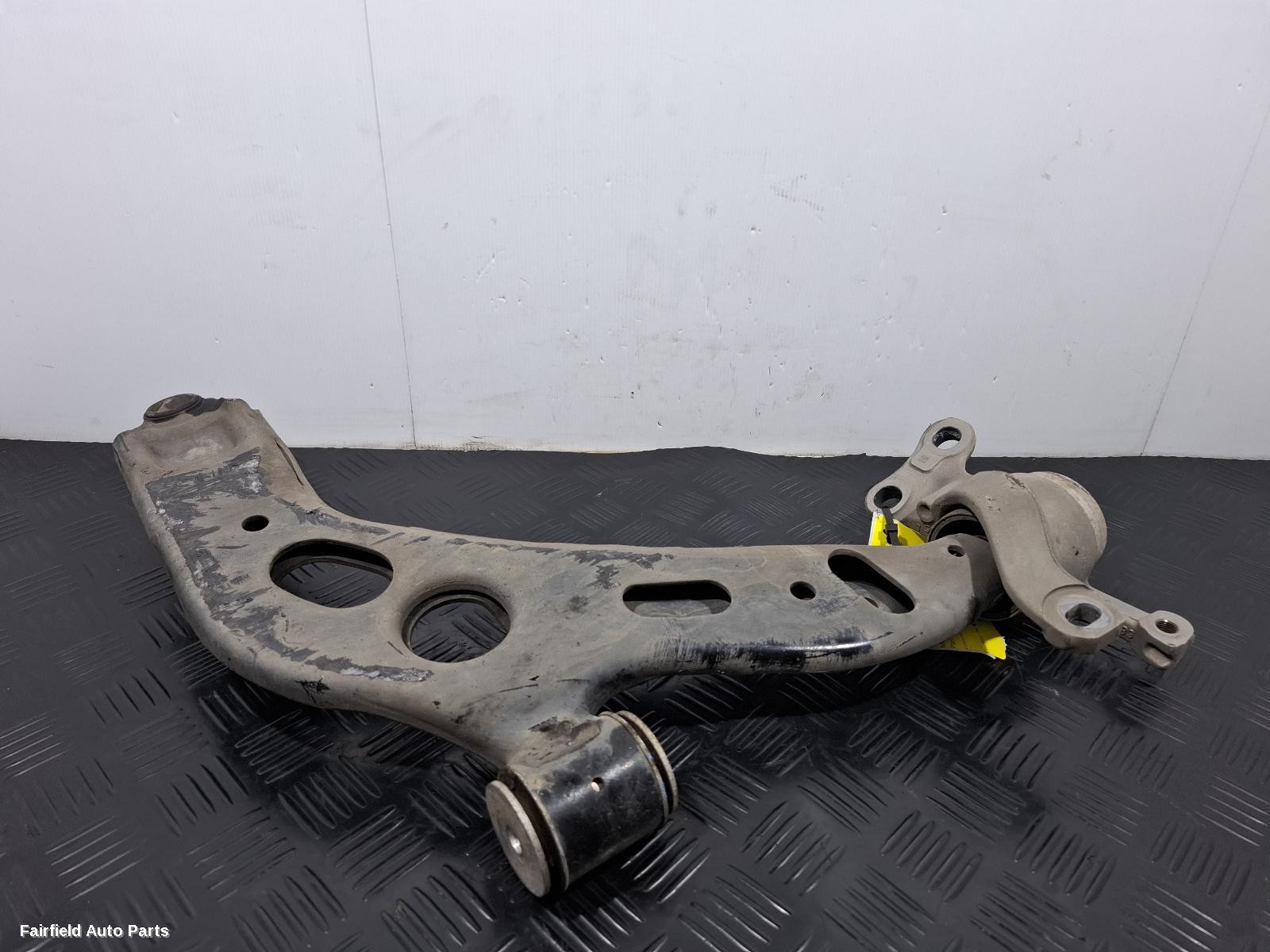 2019-2024 Bmw 2 Series Right Front Lower Control Arm