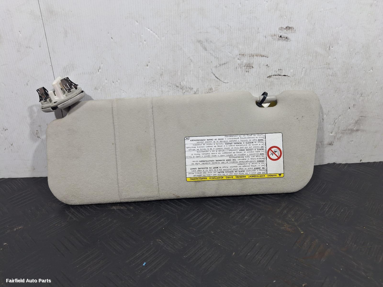 2006-2020 Toyota Tarago Sunvisor