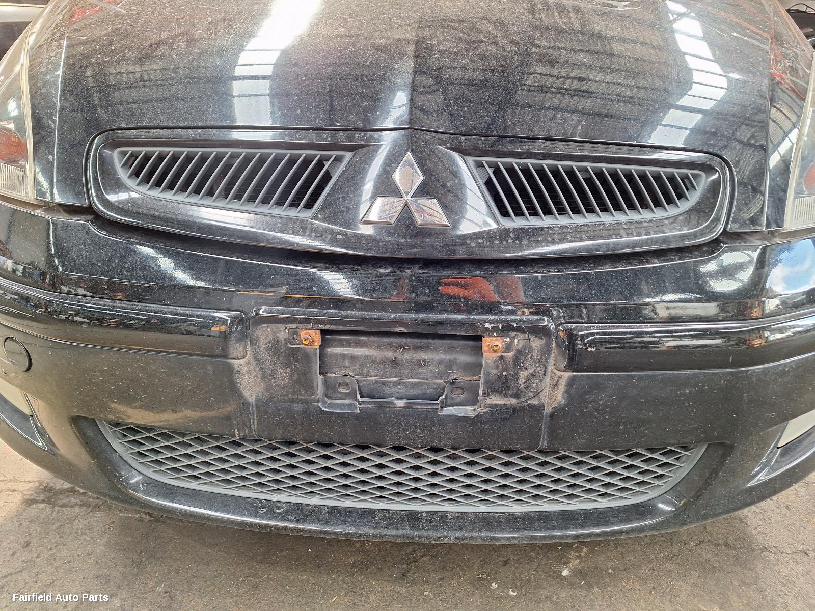 2002-2005 Mitsubishi Colt Grille