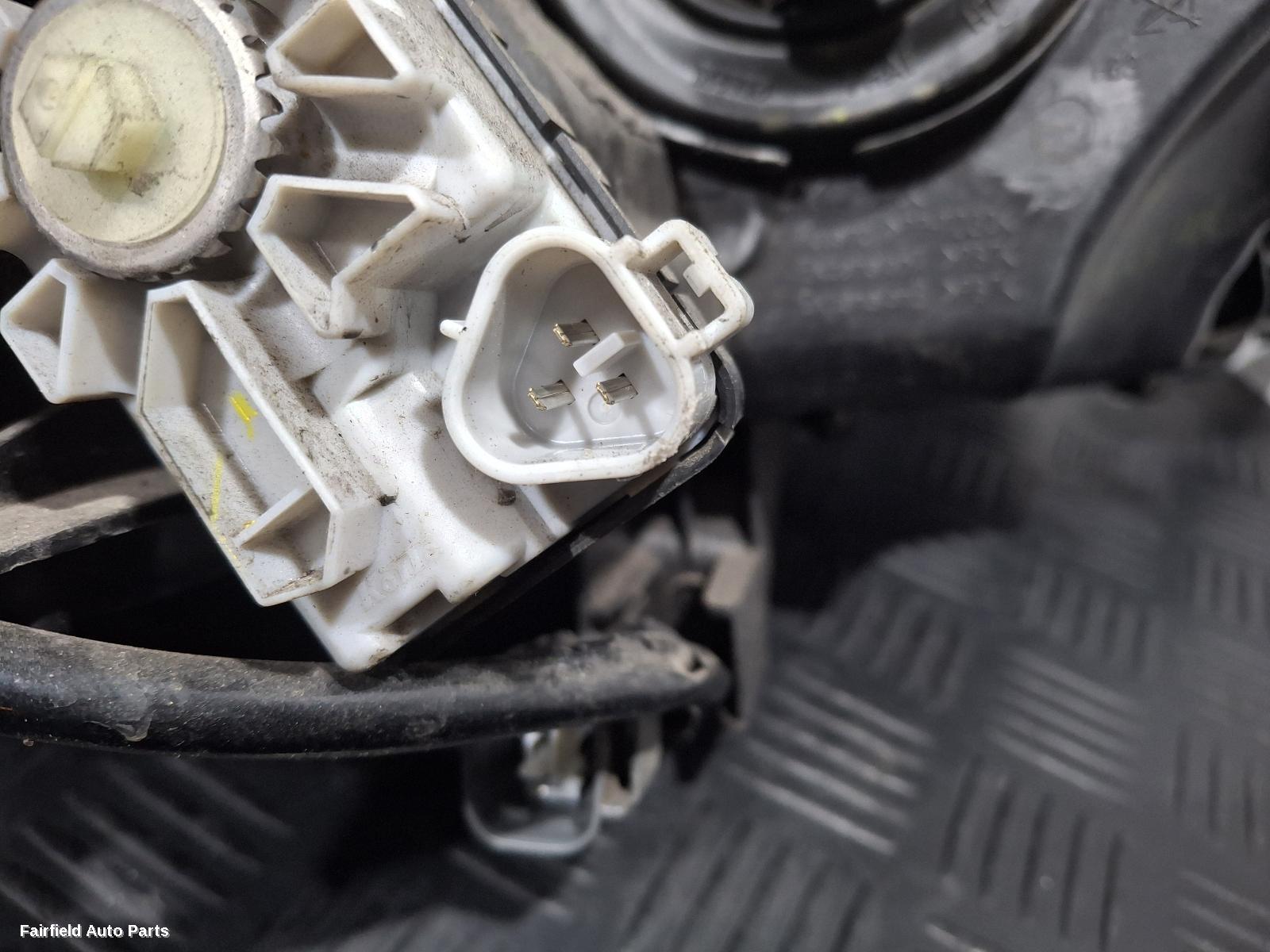 2015-2020 Toyota Hilux Left Headlamp