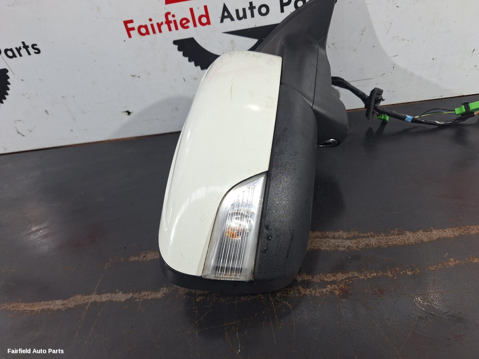 2009-2013 Volvo Xc60 Right Door Mirror