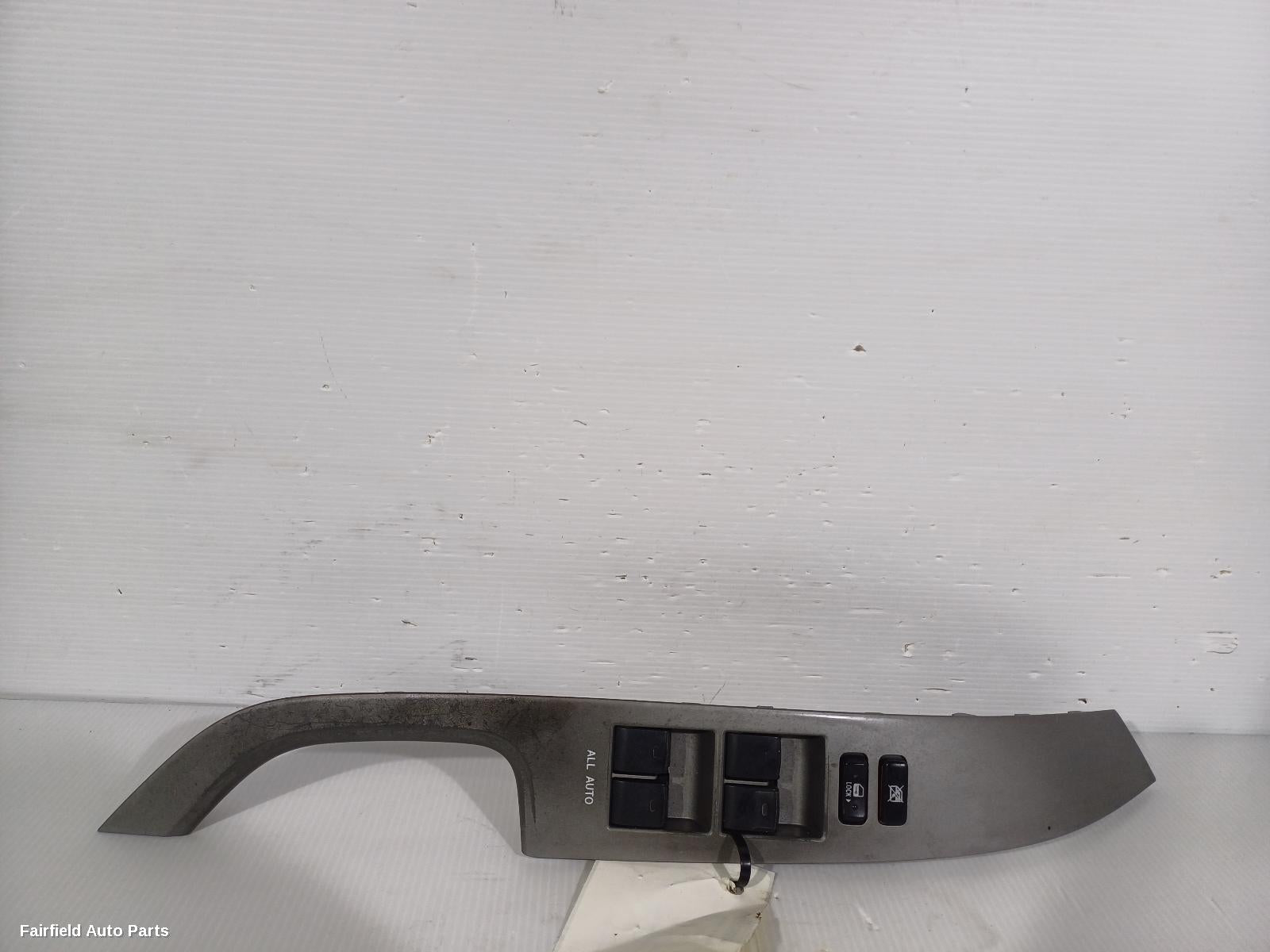 2005-2019 Toyota Estima Pwr Dr Wind Switch