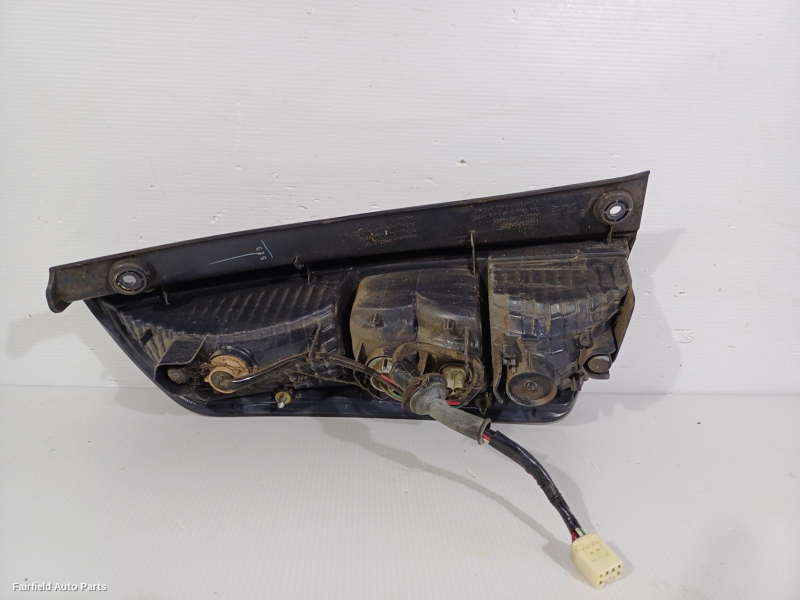 2005-2006 Daihatsu Sirion Right Taillight