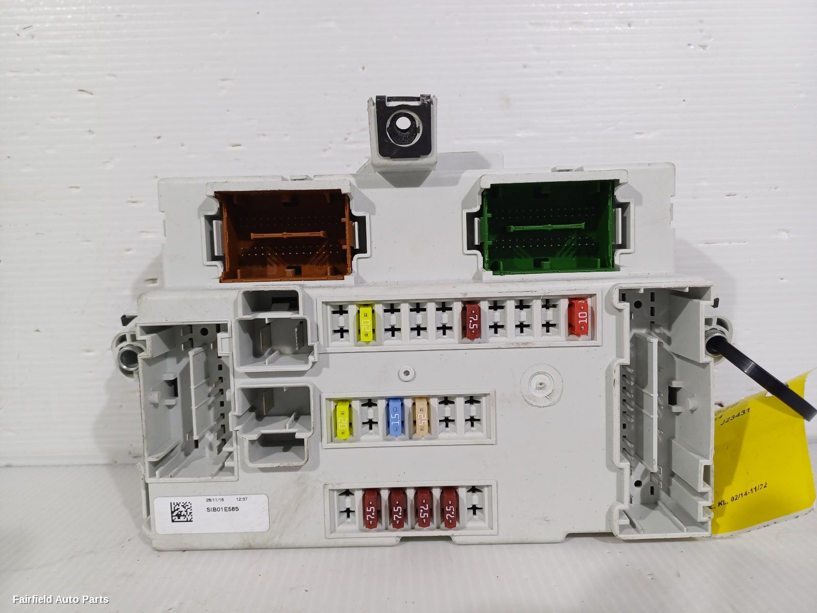2014-2022 Jeep Cherokee Fuse Box