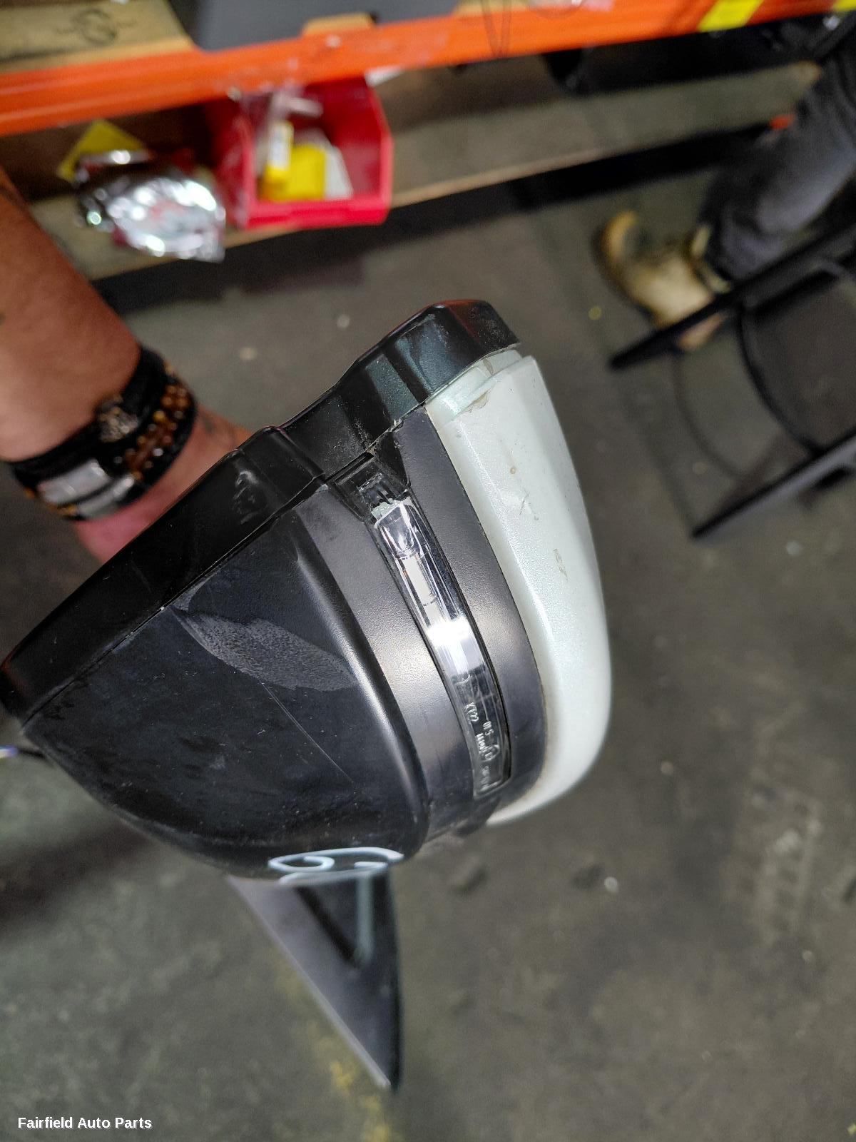 2016-2021 Honda Civic Right Door Mirror