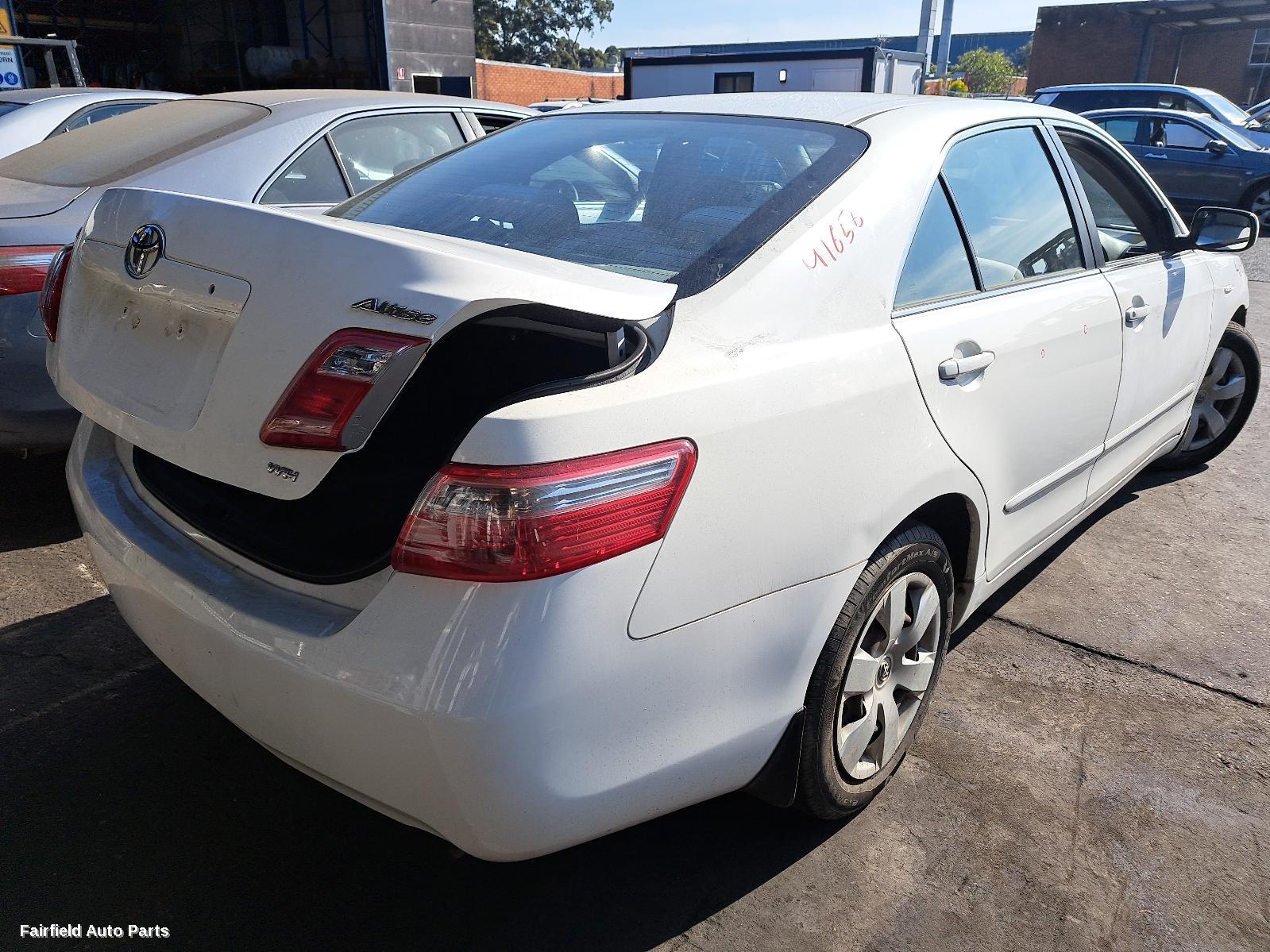 2006-2011 Toyota Camry Washer Bottle