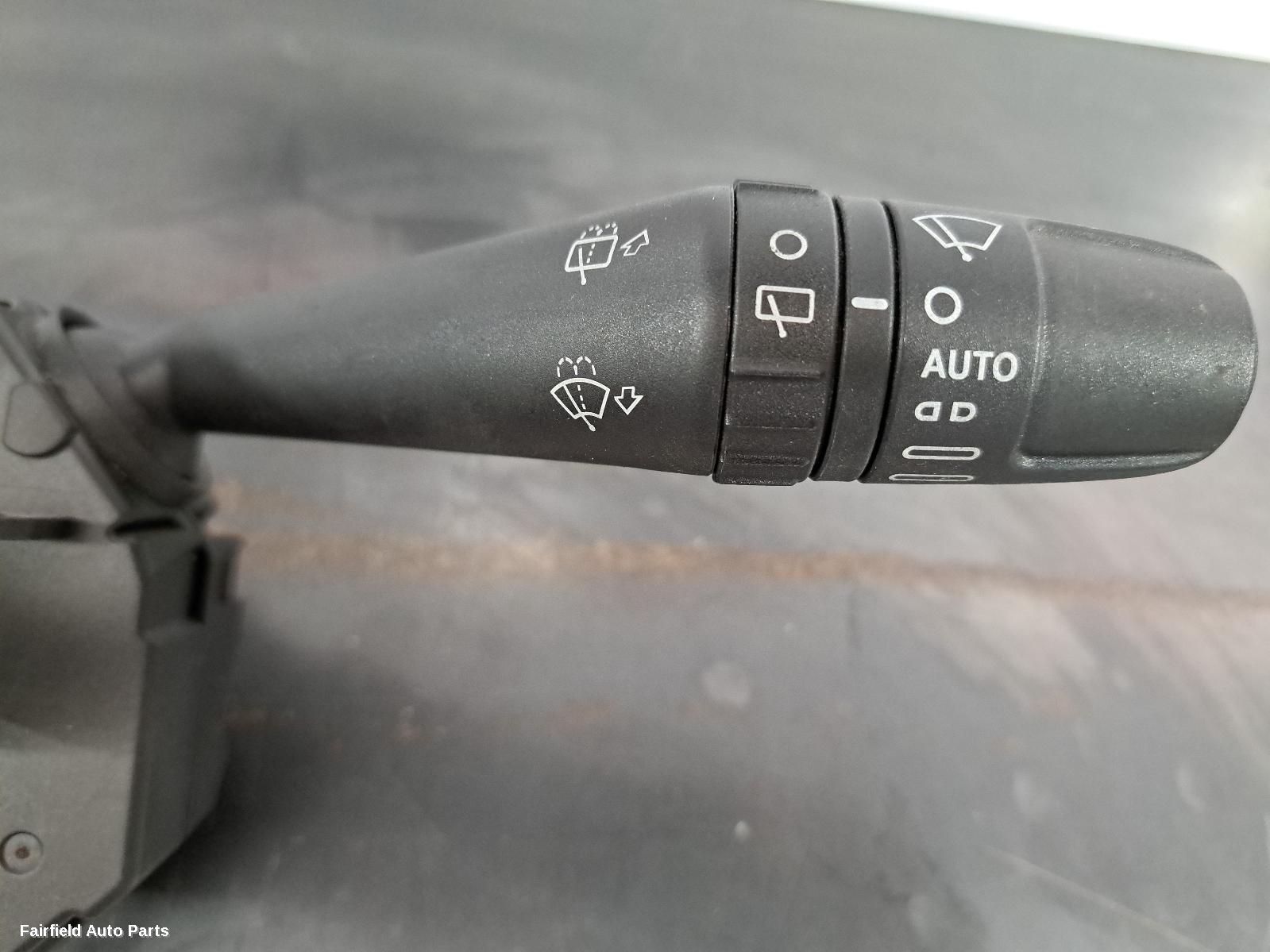 2011-2021 Alfa Romeo Giulietta Combination Switch