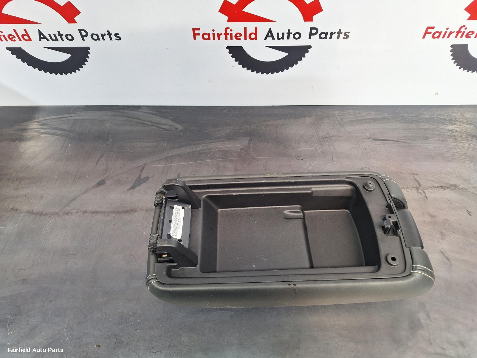 2010-2022 Jeep Grandcherokee Armrest