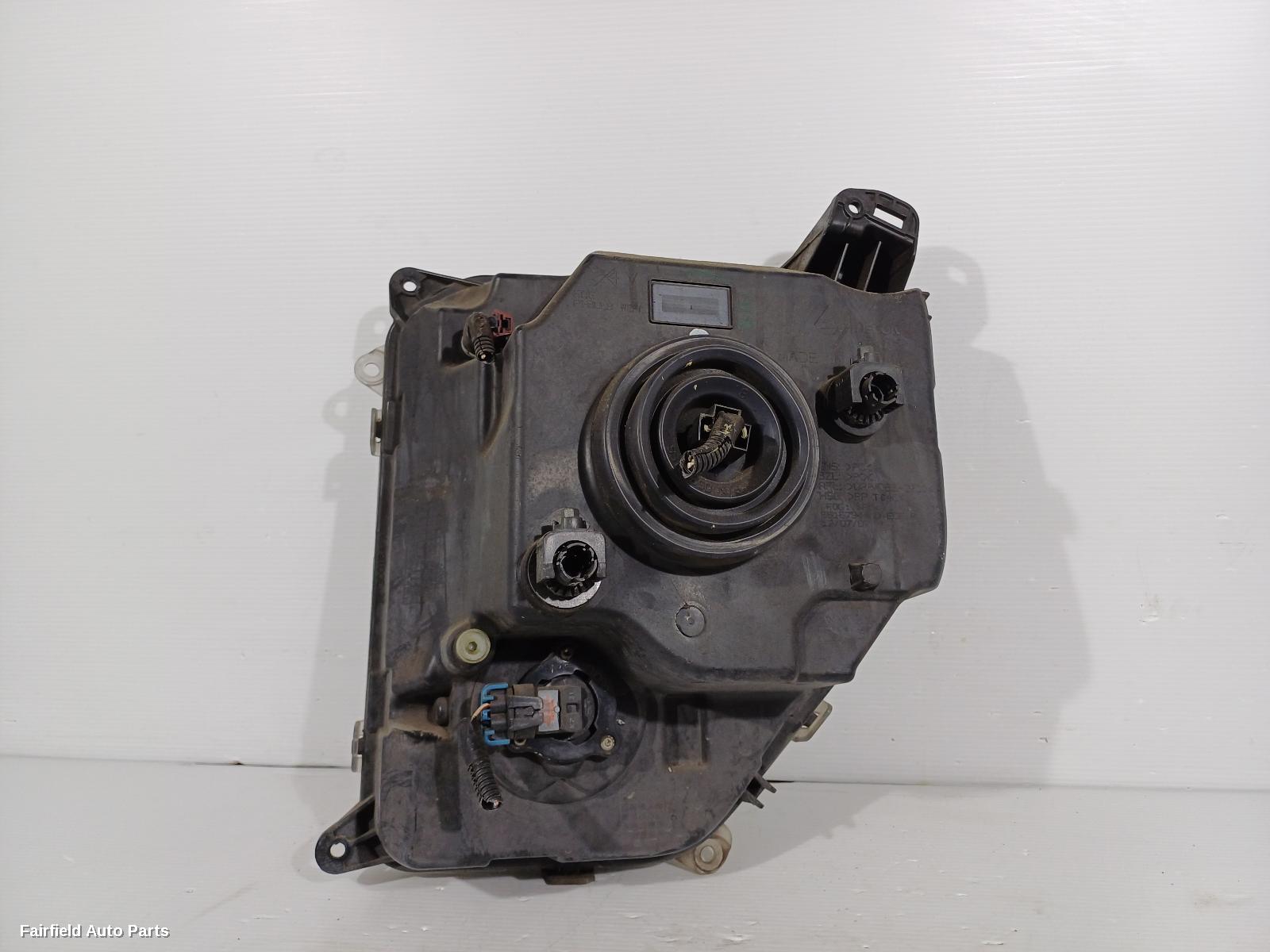 2008-2012 Jeep Cherokee Right Headlamp