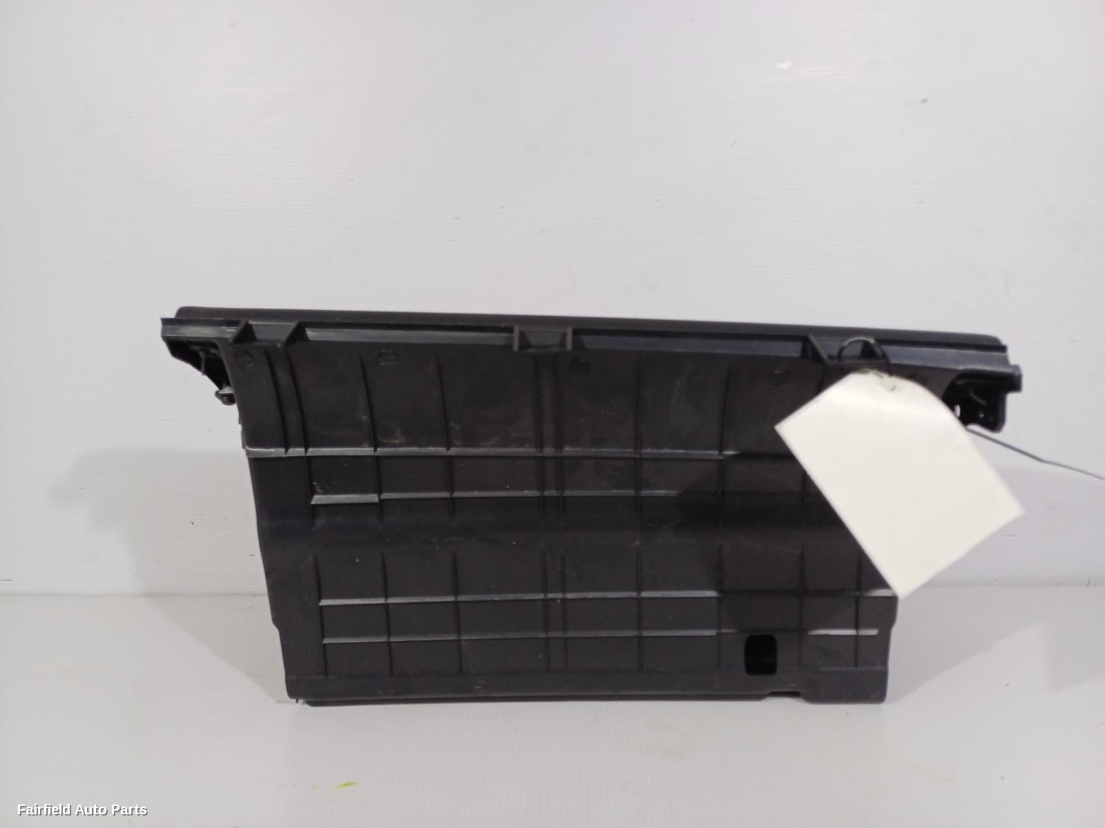 2017-2026 Hyundai I30 Glove Box