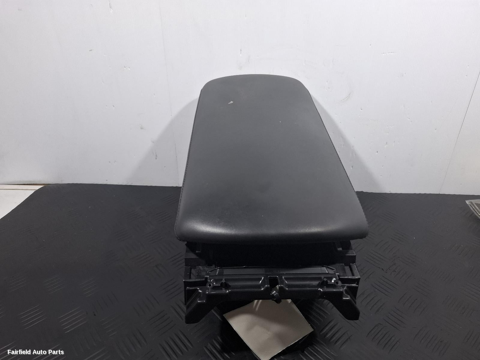 2019-2026 Mazda 3 Console