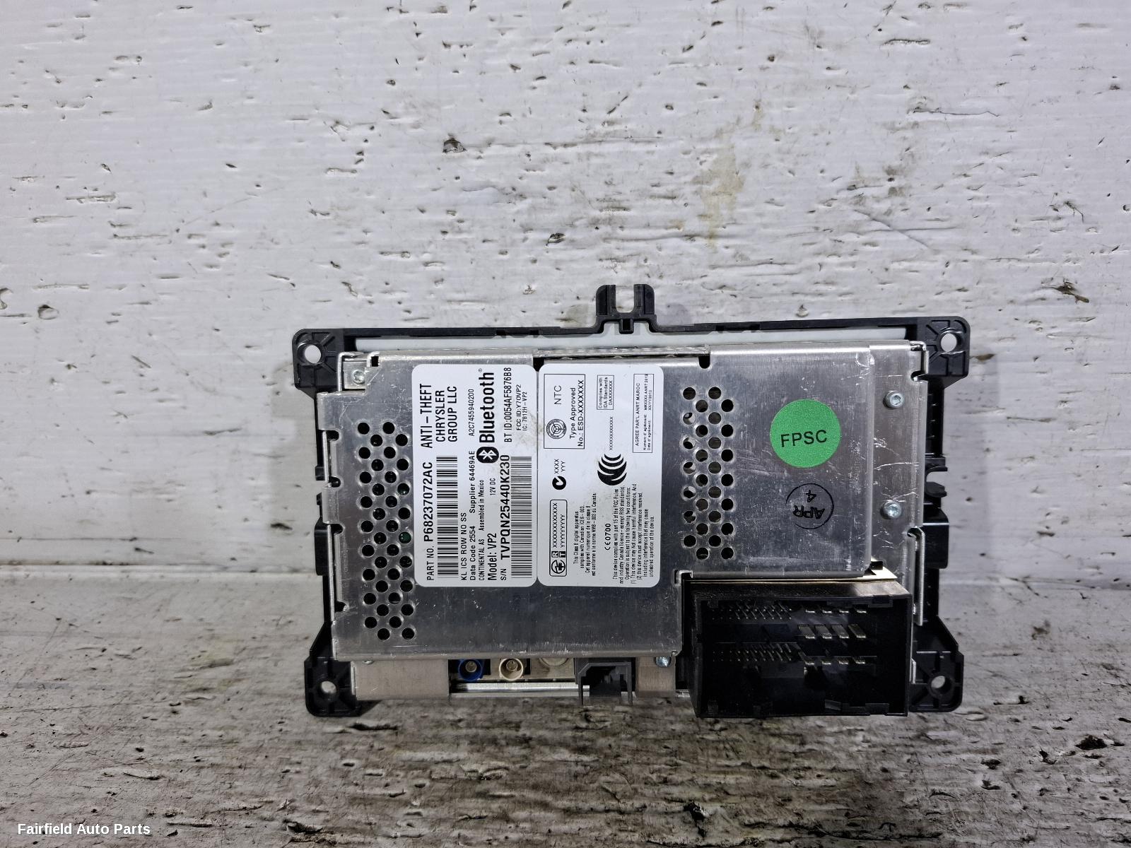 2014-2018 Jeep Cherokee Radio Cd Dvd Sat Tv