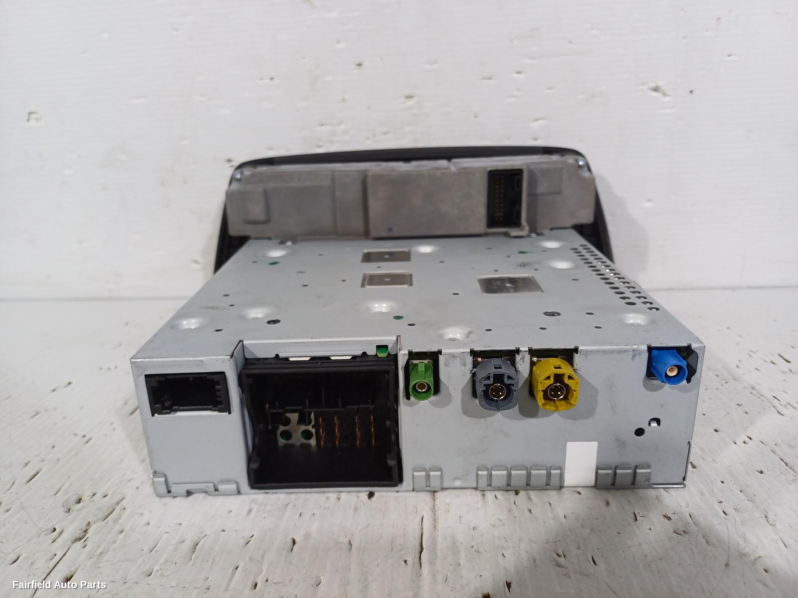2012-2018 Audi Q3 Radio Cd Dvd Sat Tv