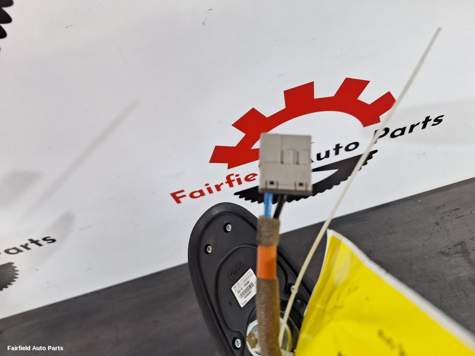 2016-2023 Kia Rio Antenna