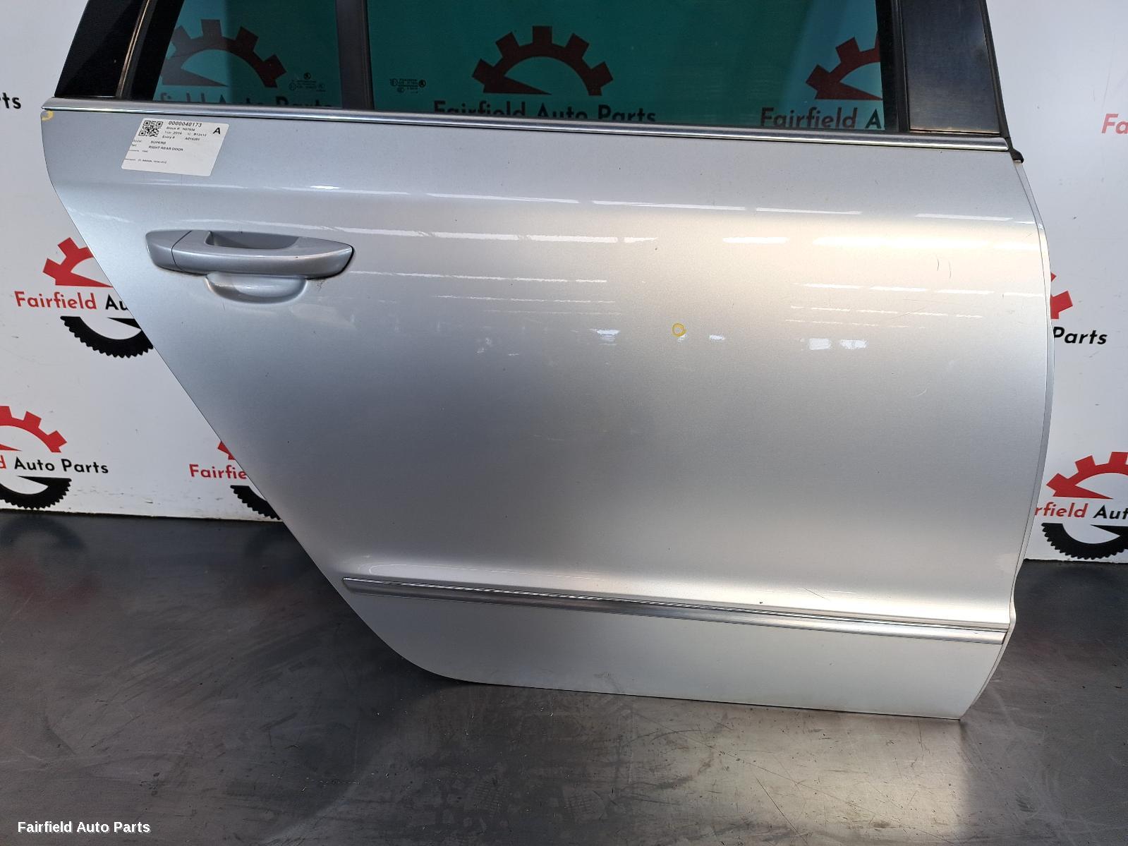 2010-2015 Skoda Superb Right Rear Door Sliding